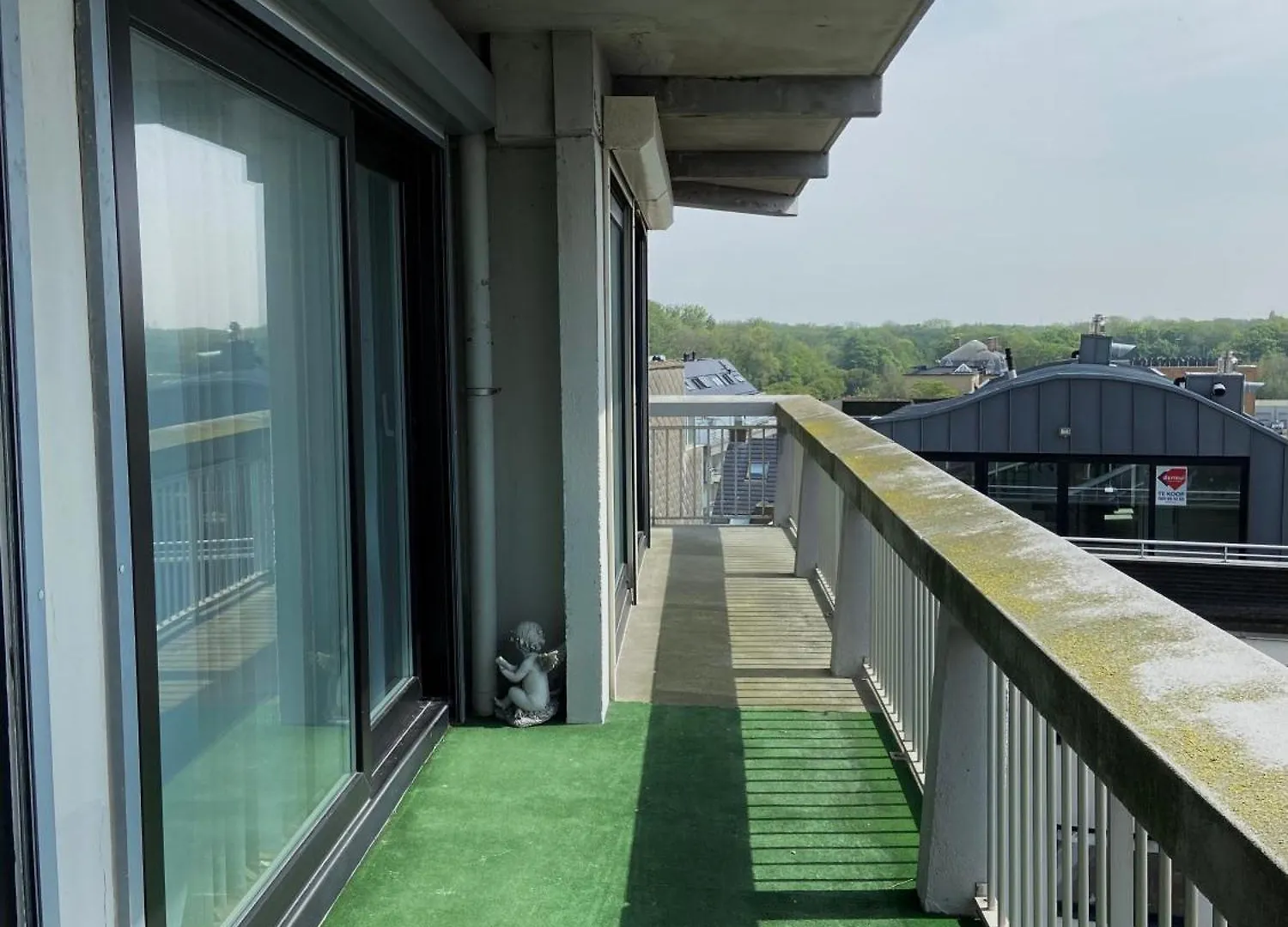 Charmant & Licht Appartement Met Groot L Terras - Zicht Op Mercator Ostend Belgium
